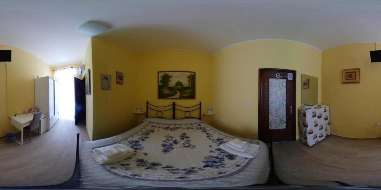 B&B Del Corso Иглесиас Екстериор снимка